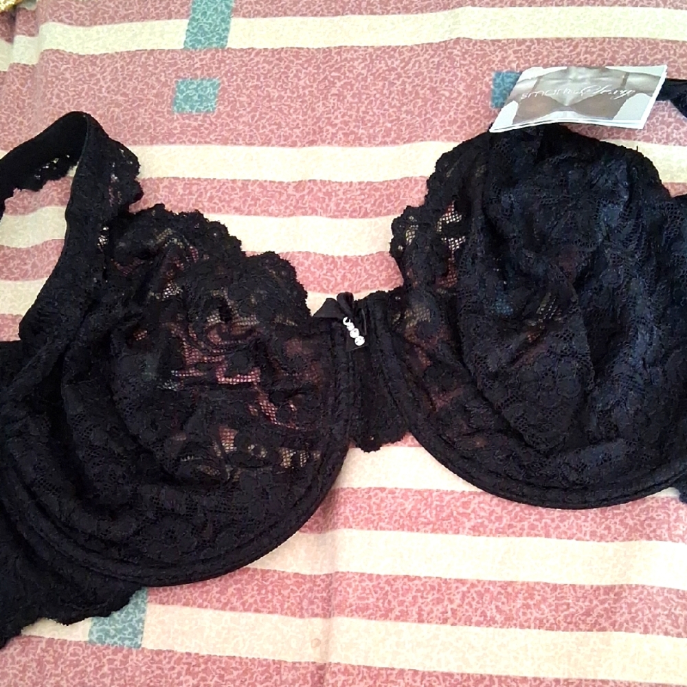 Elegant Black Lace Bra